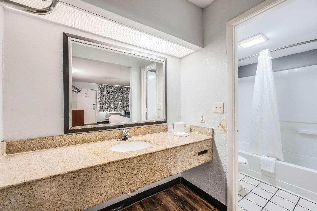 Motel 6-Tupelo, Ms - Downtown エクステリア 写真